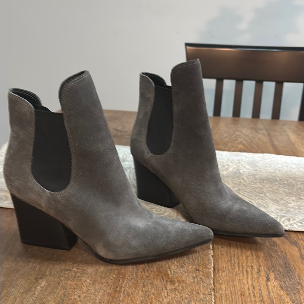 Kendall & Kylie Gray Ankle Boots with Western Flair